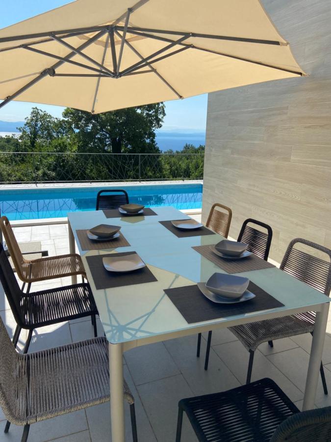 Villa Castanea Opatija Luaran gambar