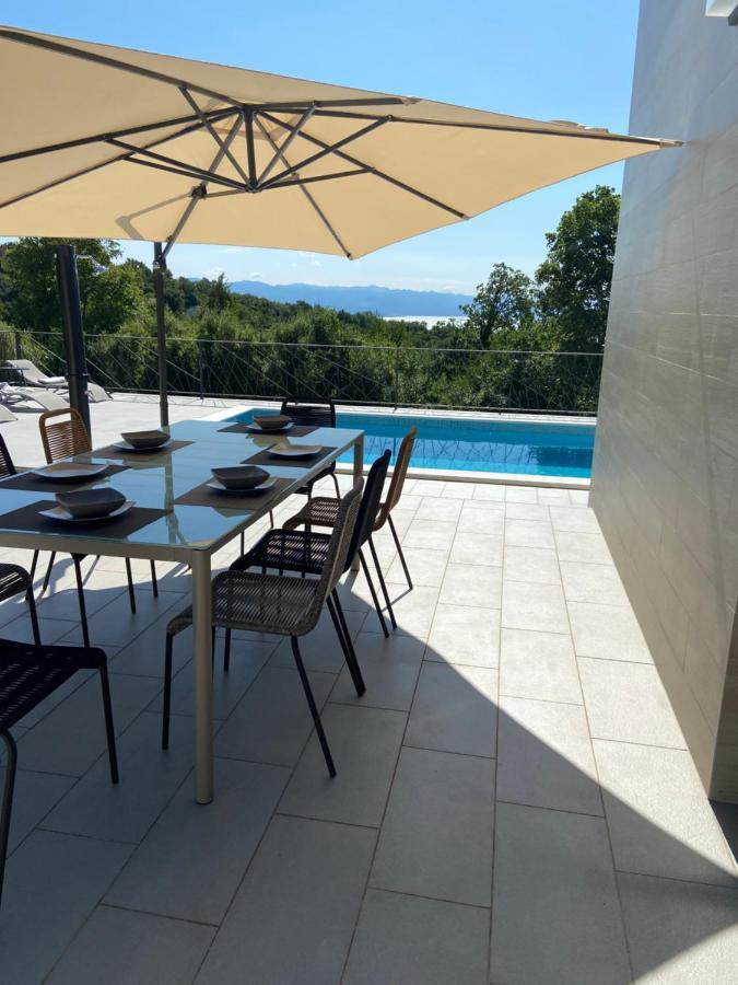 Villa Castanea Opatija Luaran gambar